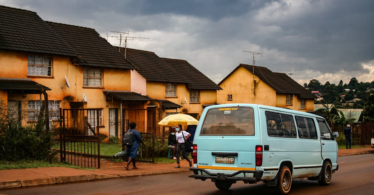 What is the 3 foot 5 foot rule in home staging?